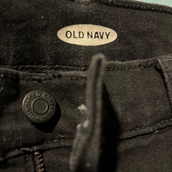 Old Navy Denim Shorts - Picture 2 of 2